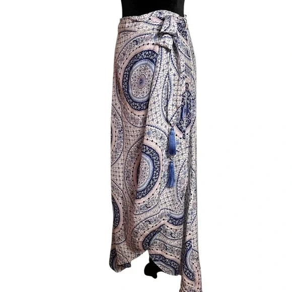 Calypso St. Barth Durna Medallion Silk Blue Cream Paisley Size Large - Picture 4 of 9